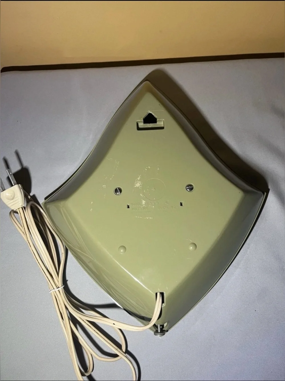 Vintage 1960s Atomic Mid Century GE Electric Wall Clock Model 2159 Made in USA